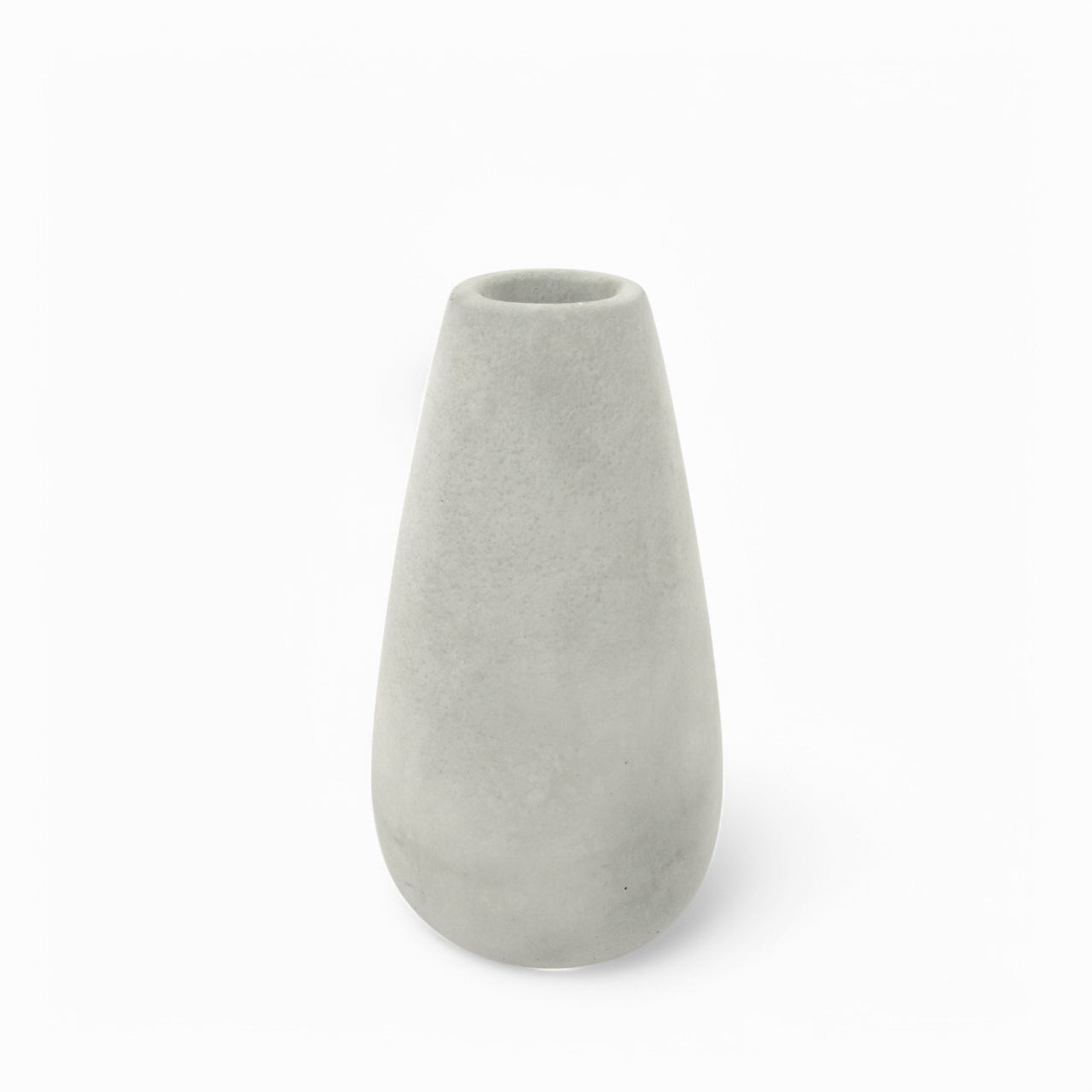 Ipu | Concrete vase