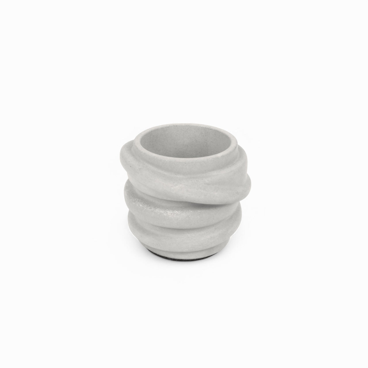 Karuu | Concrete vessel