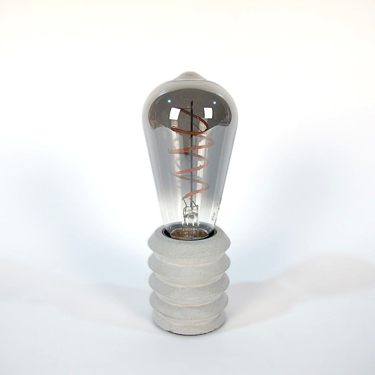 Jiro | Tischlampe aus Beton