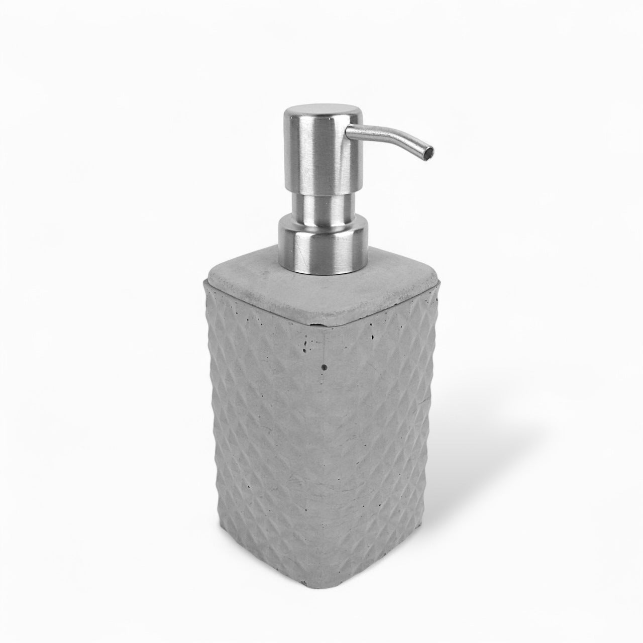 Saipuu | Concrete soap dispenser