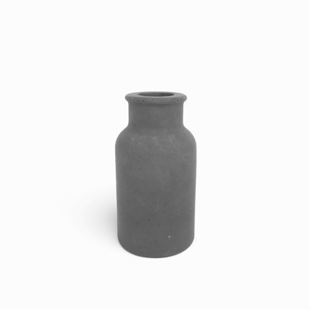 Vazo | Vase made of concrete