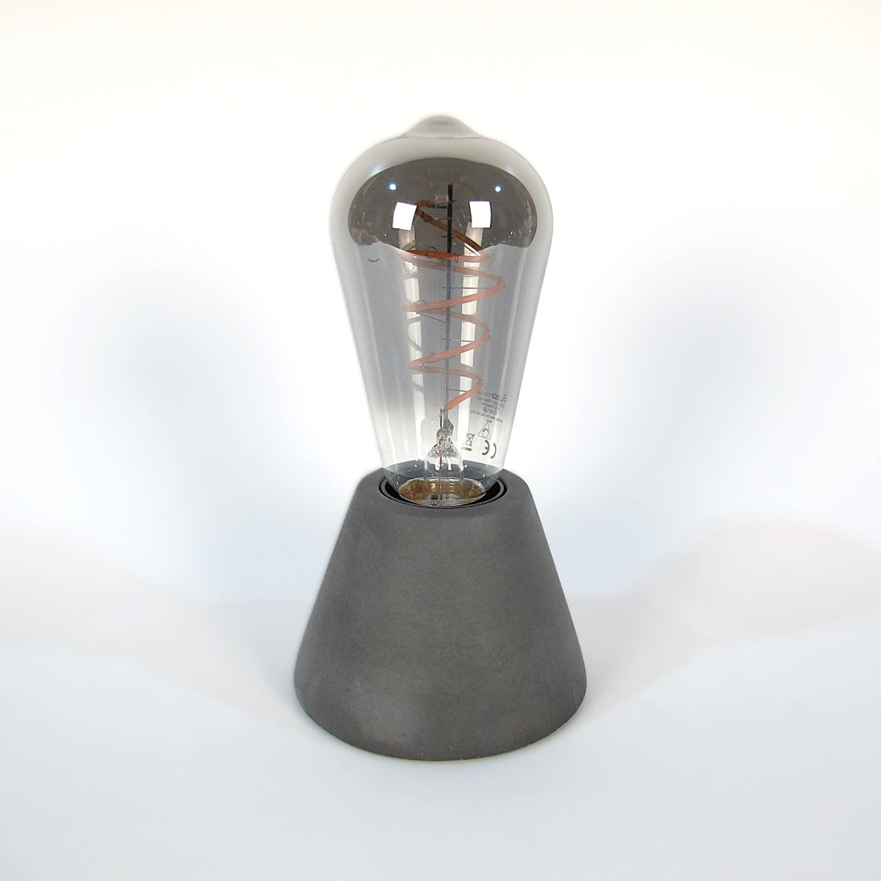 Fanal | Tischlampe aus Beton