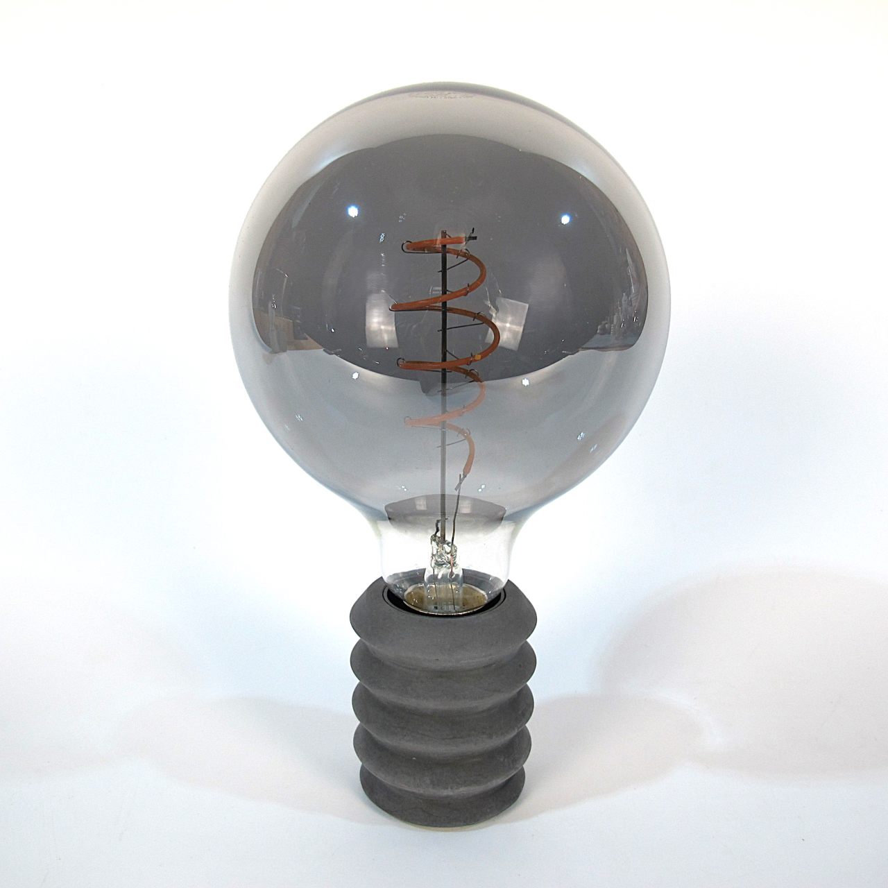 Jiro | Tischlampe aus Beton