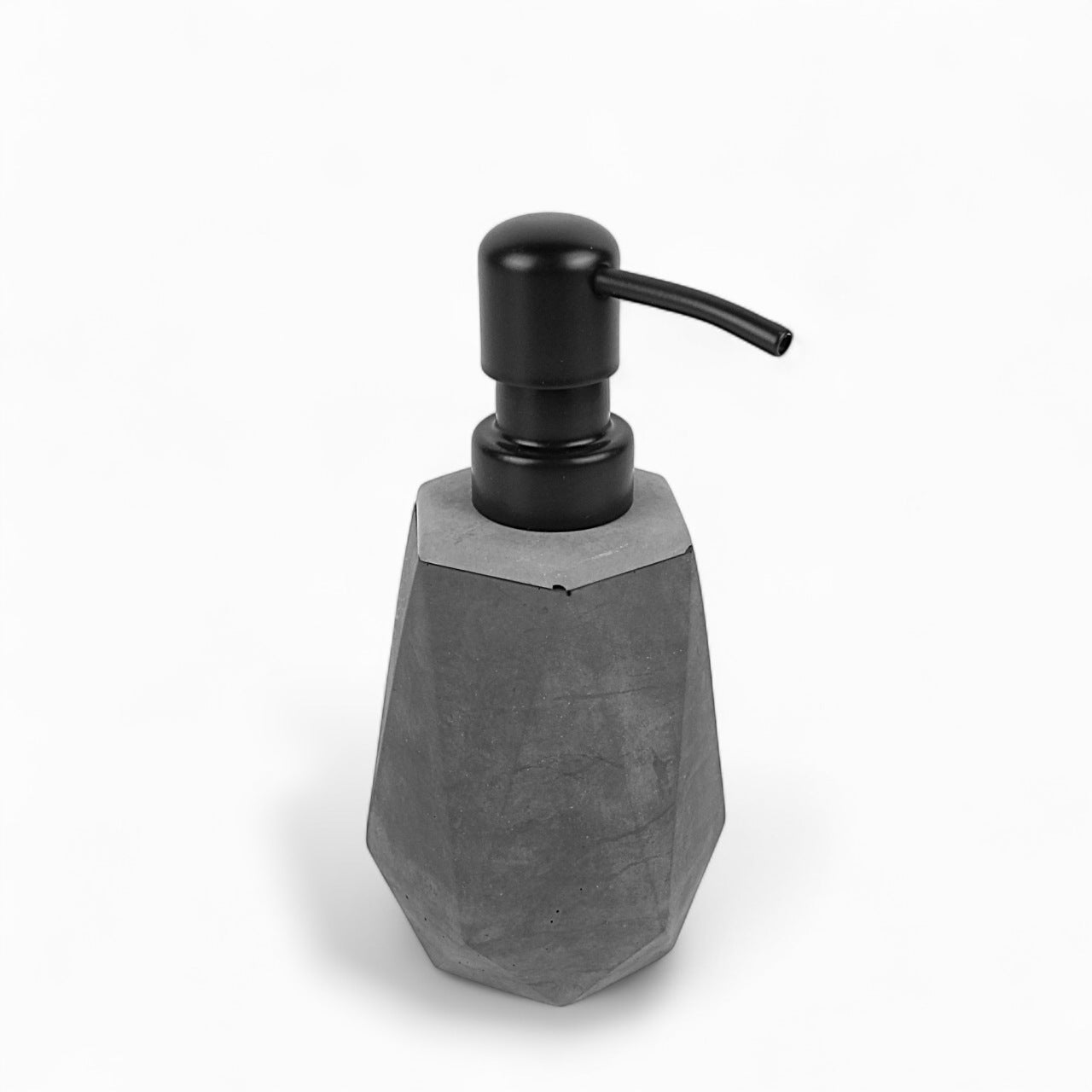 Ziepii | Concrete soap dispenser