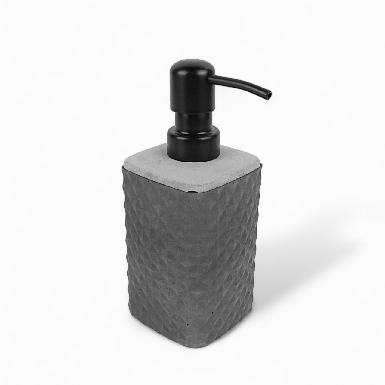 Saipuu | Concrete soap dispenser