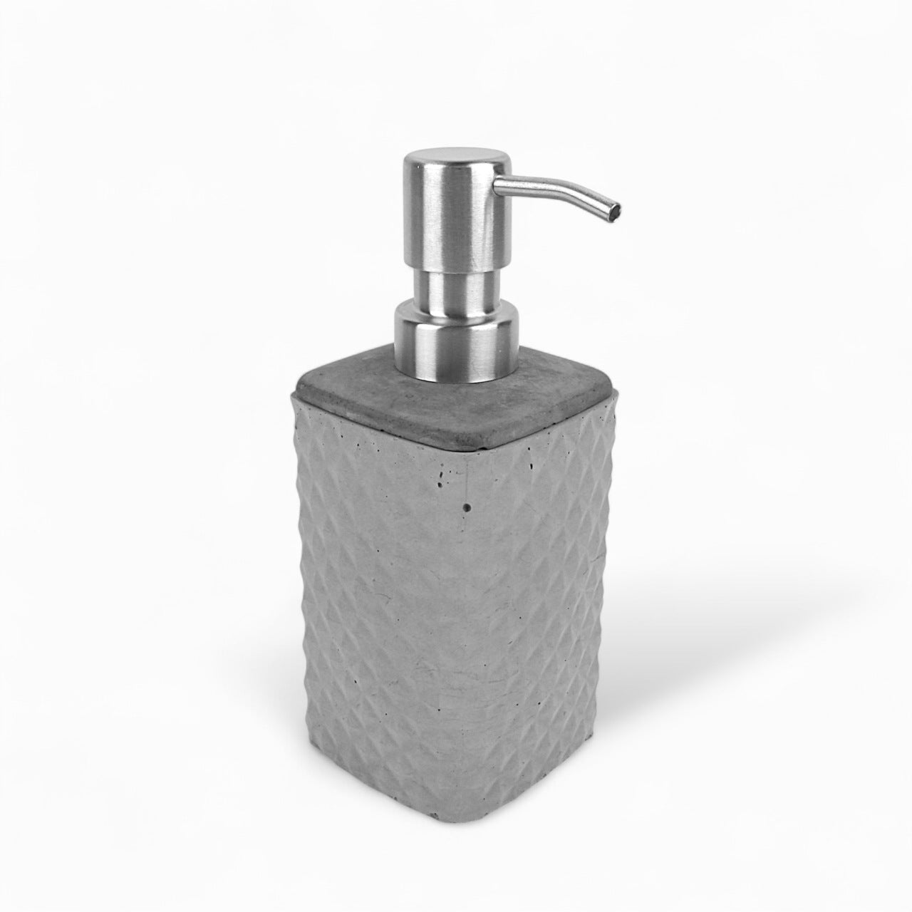 Saipuu | Concrete soap dispenser