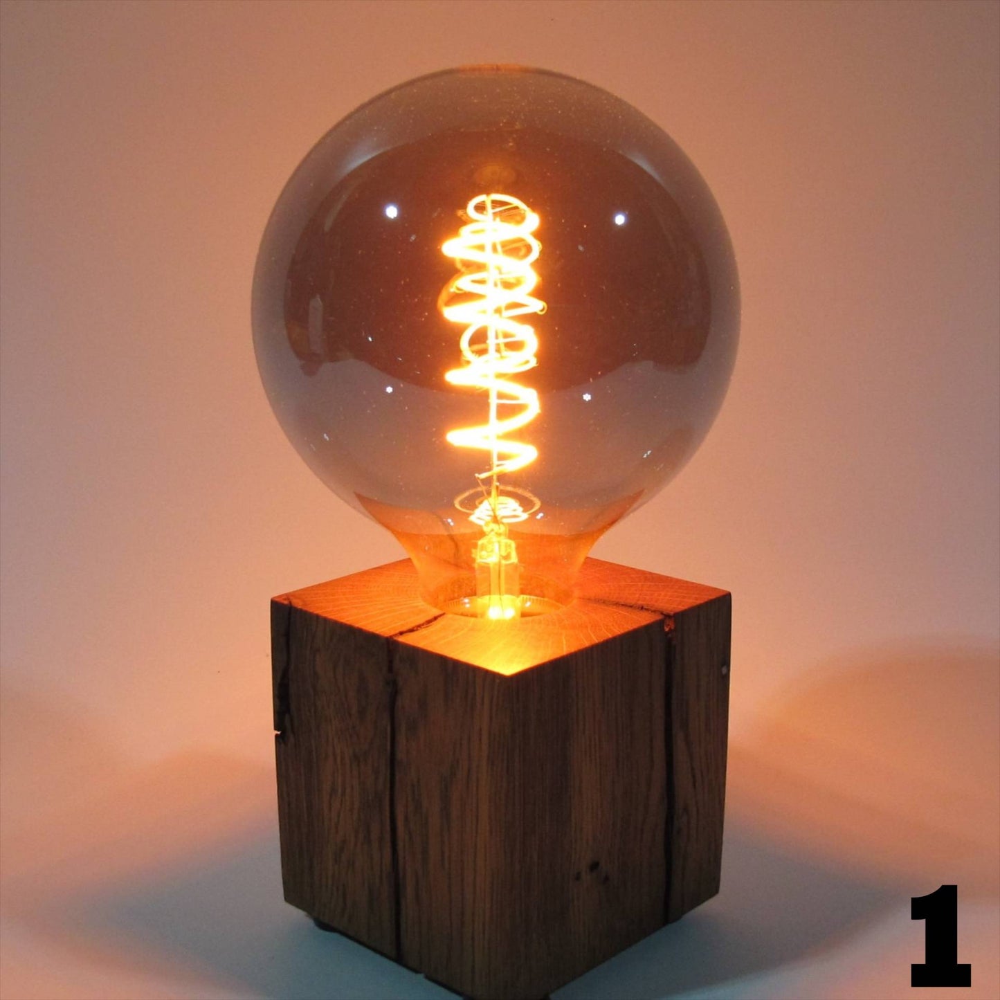 Skumring | Nachttischlampe aus Eichenholz 9x9cm