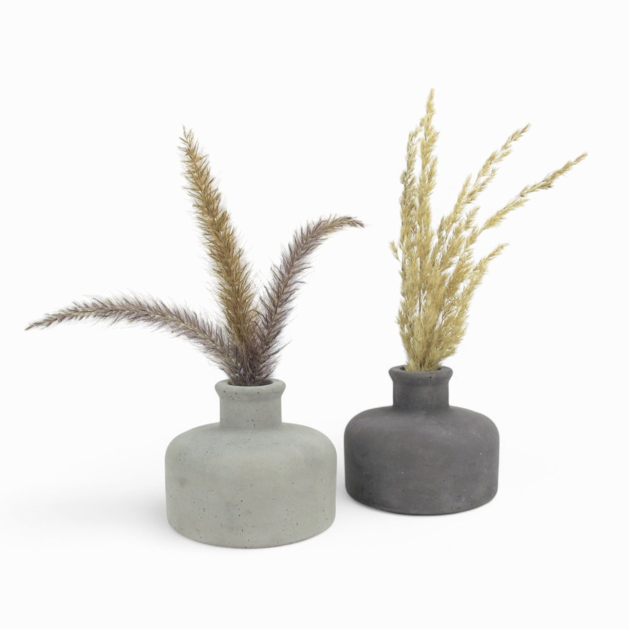 Wadah | Concrete vase