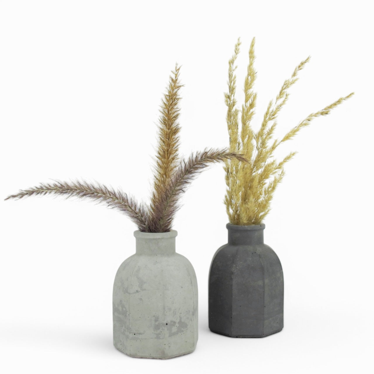 Biro | Concrete vase