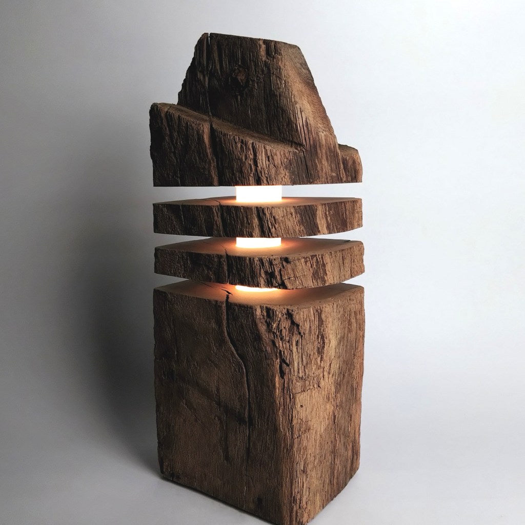 Torn 7 | Designer Stehlampe