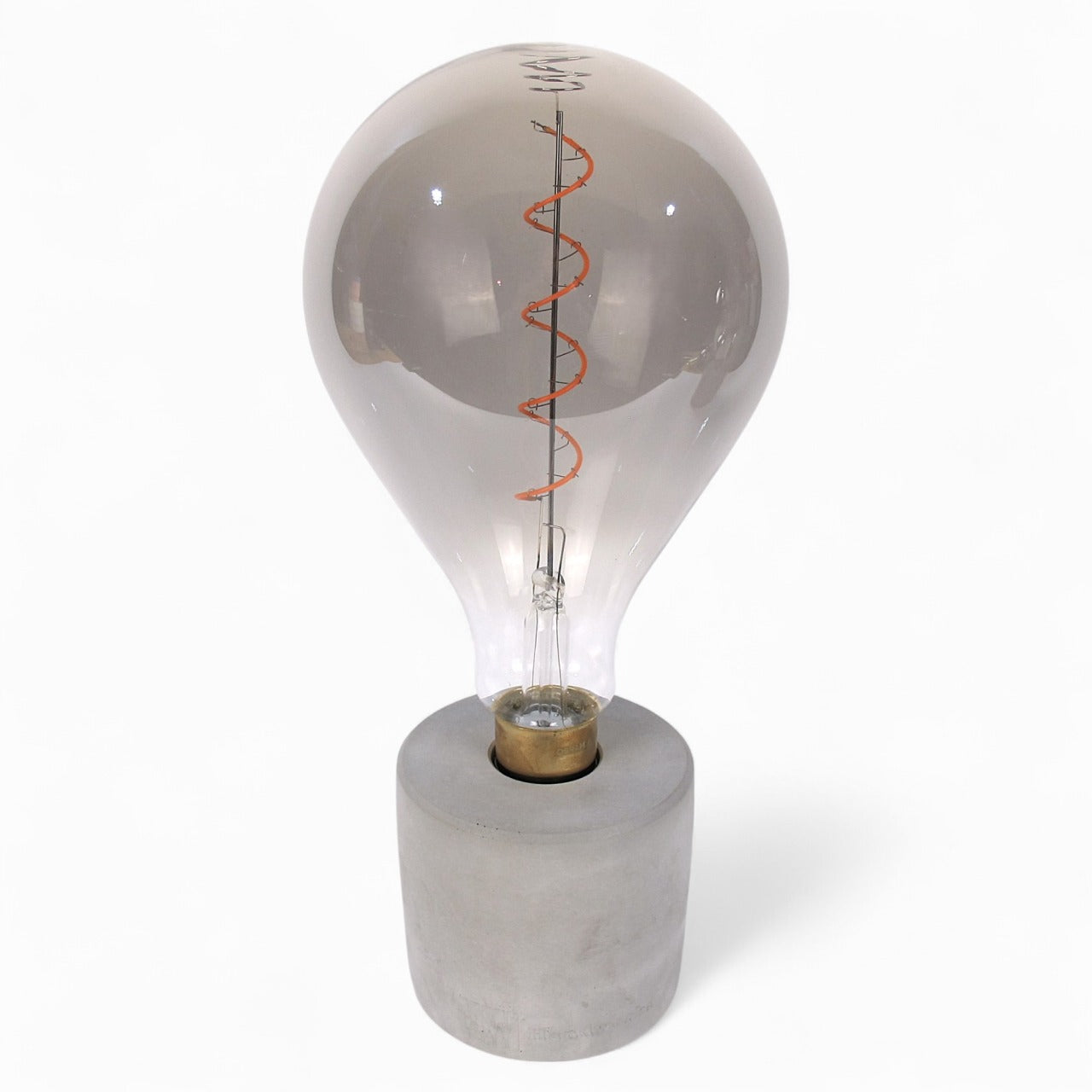 Strokka | Tischlampe aus Beton