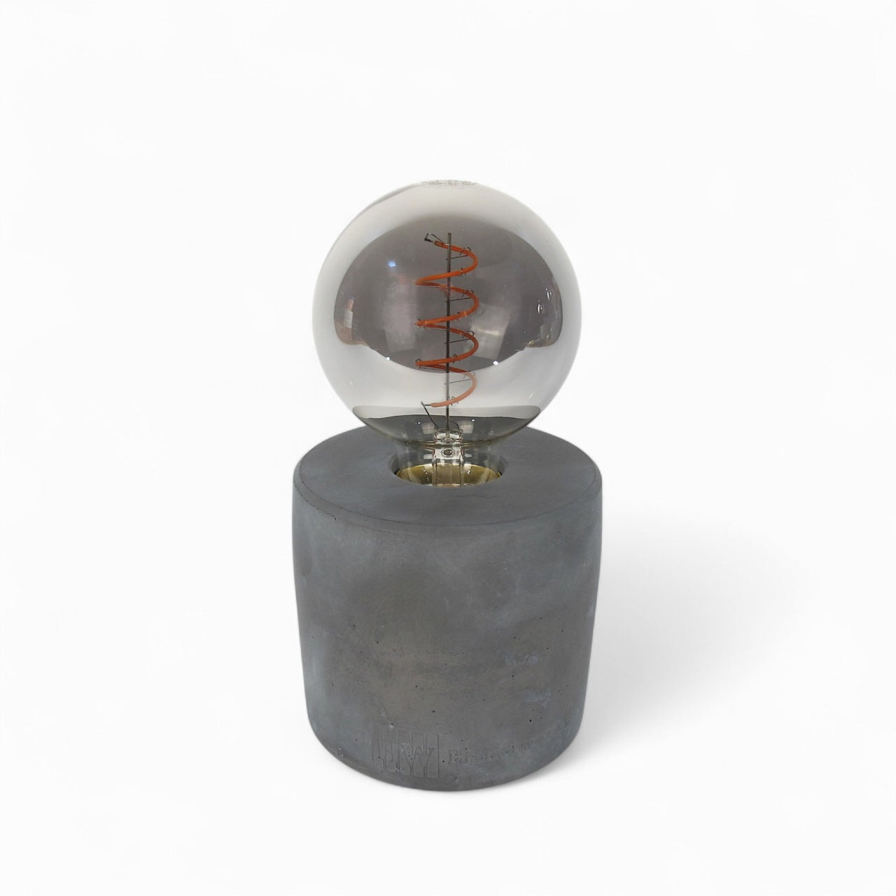 Strokka | Tischlampe aus Beton