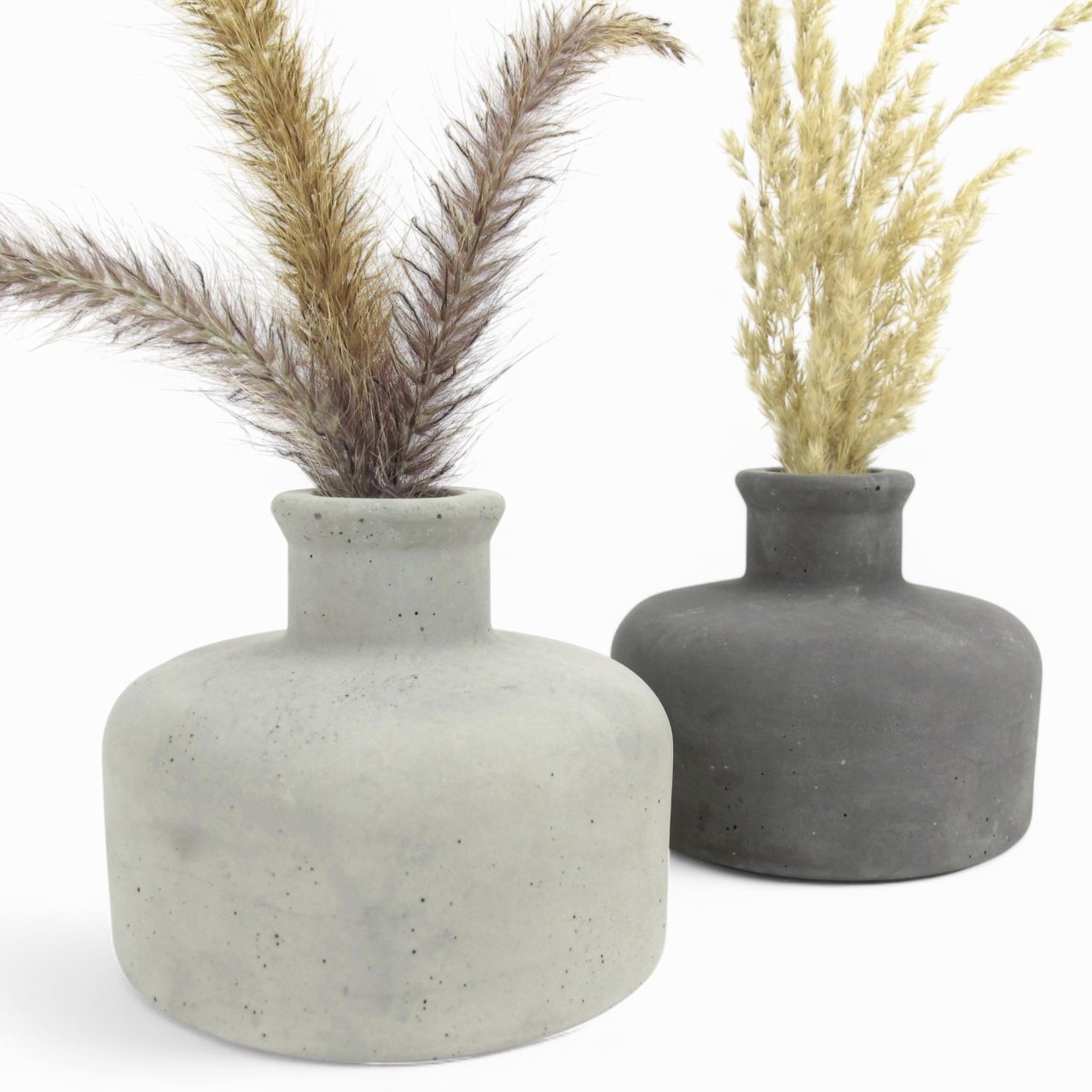 Wadah | Concrete vase