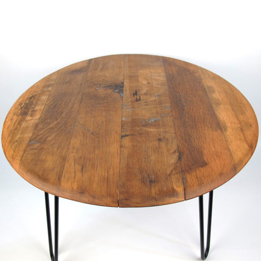 Couchtisch aus altem Whiskyfassdeckel Ø=60cm "mit Farbresten"