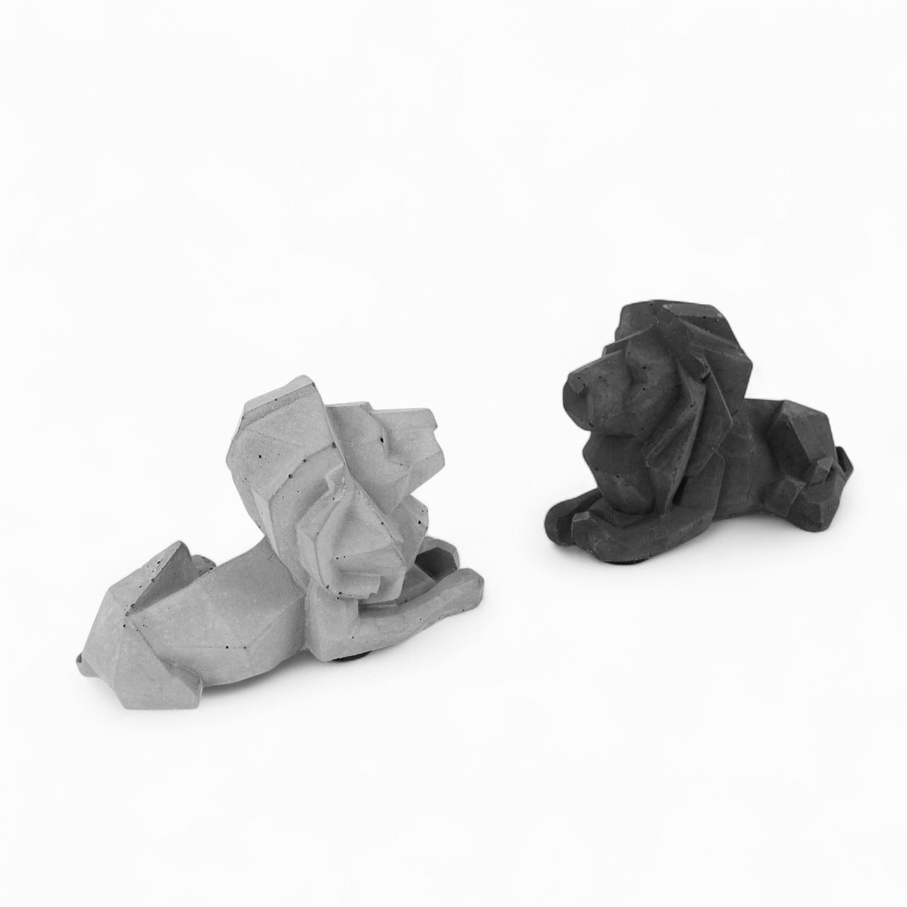 Lejon | Löwe aus Beton