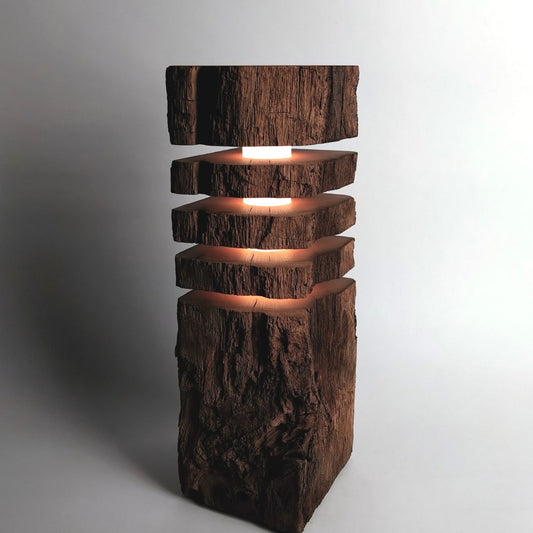 Torn 3 | Designer Stehlampe