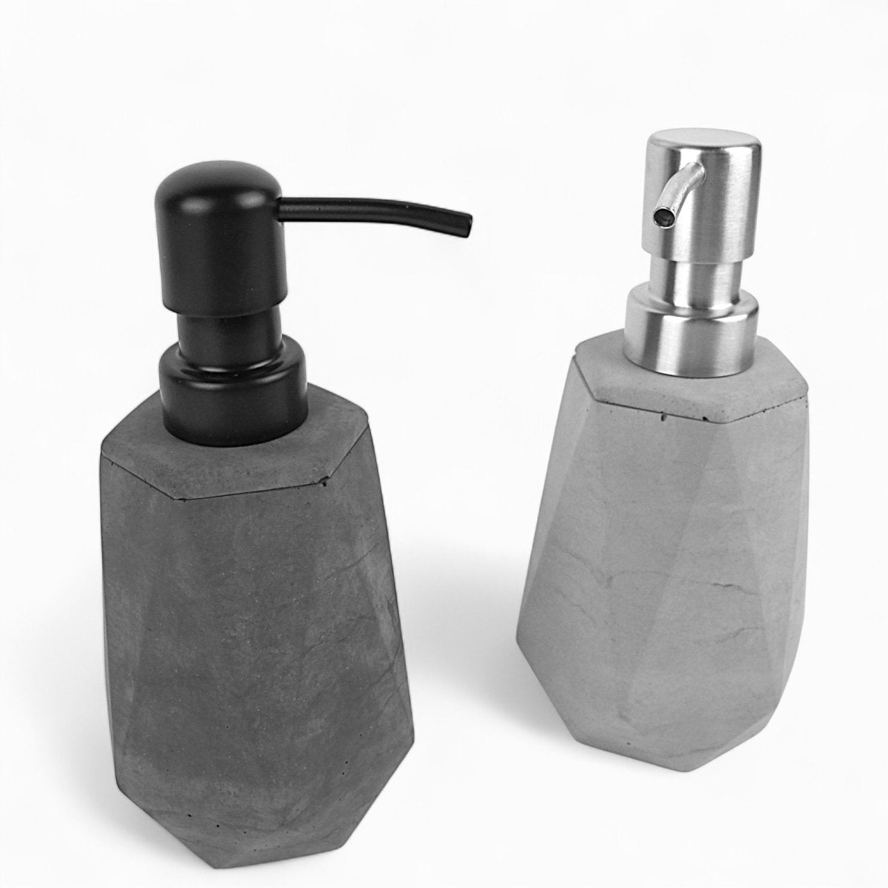 Ziepii | Concrete soap dispenser