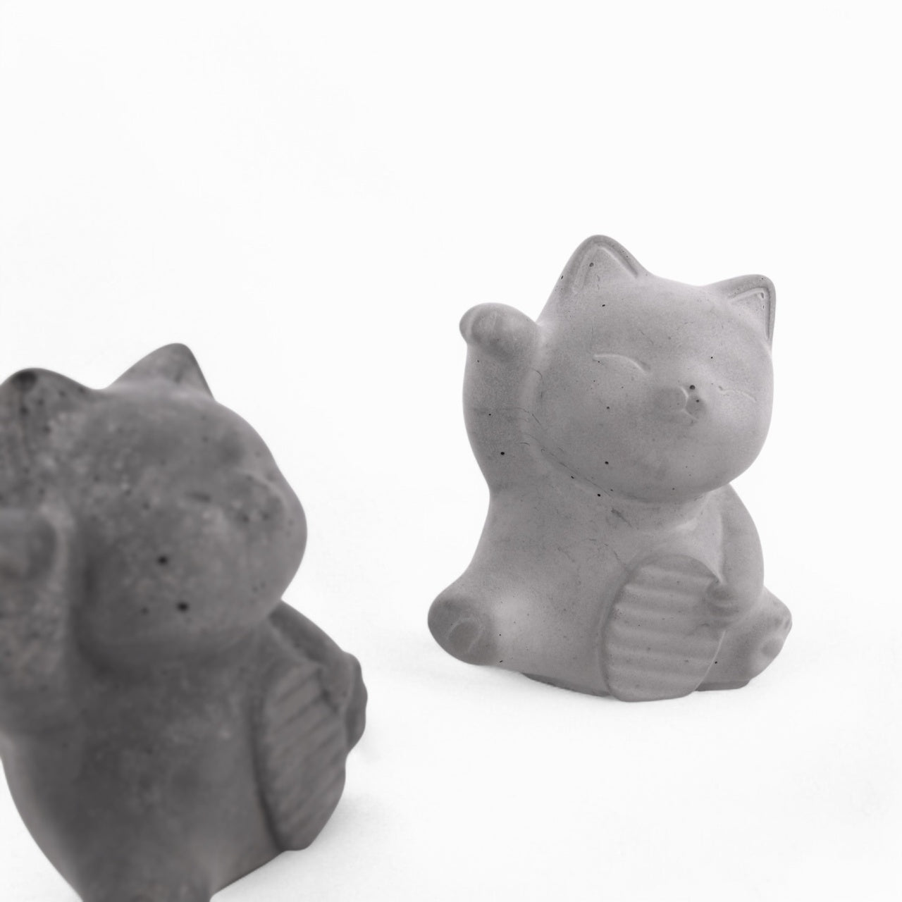 Mia | Katze aus Beton