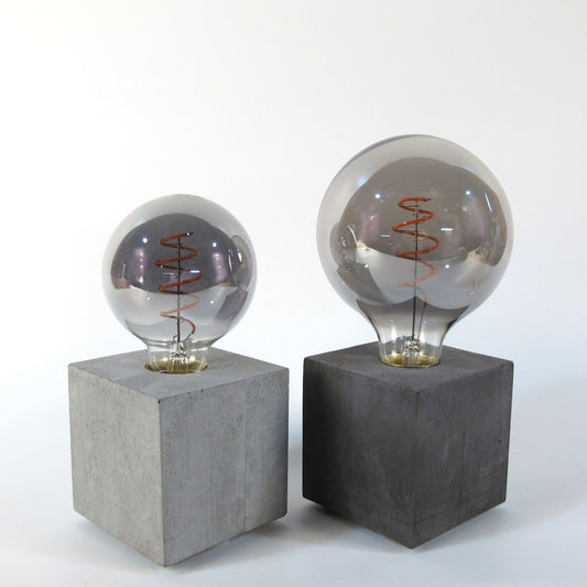 Vespera | Tischlampe aus Beton 10x10cm