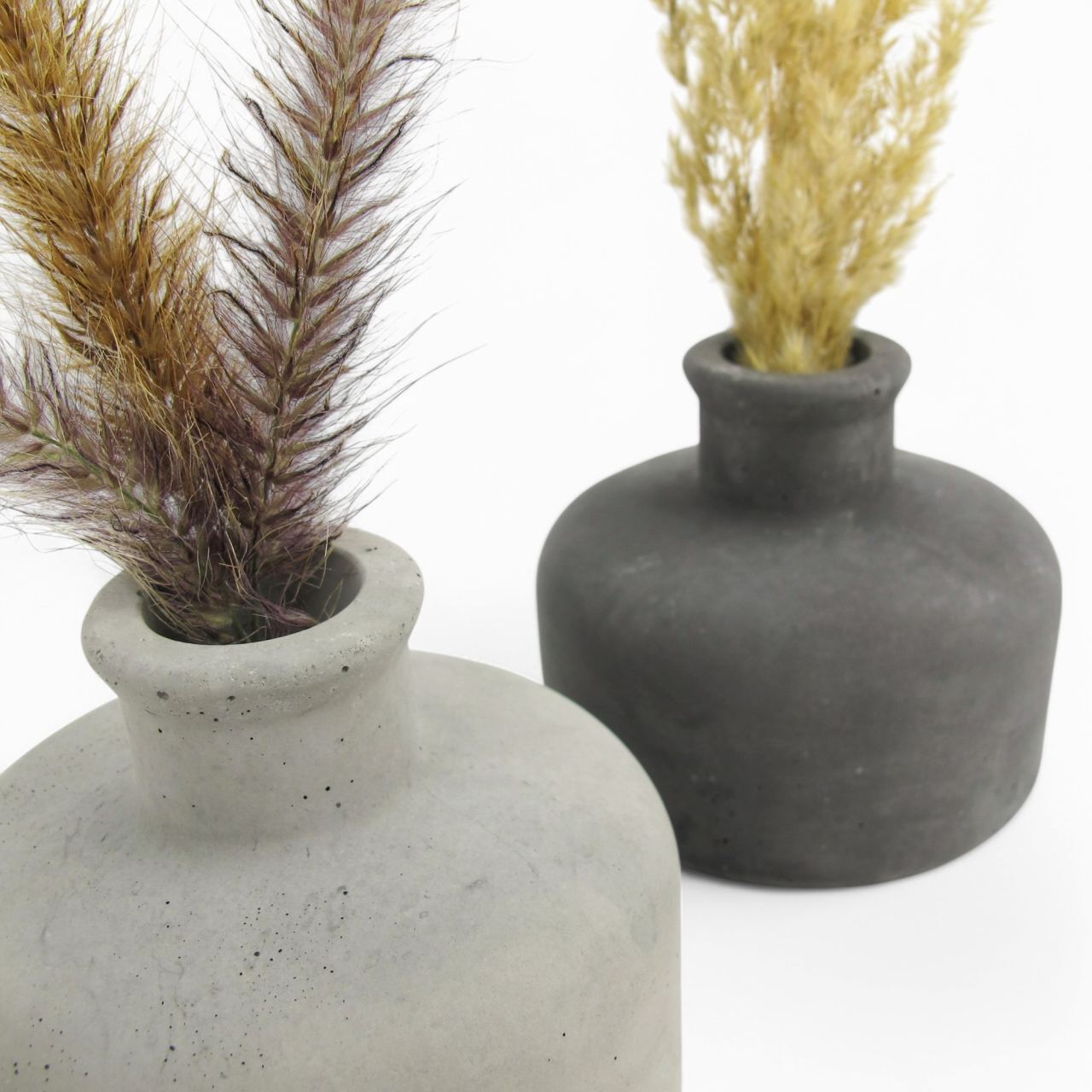Wadah | Concrete vase