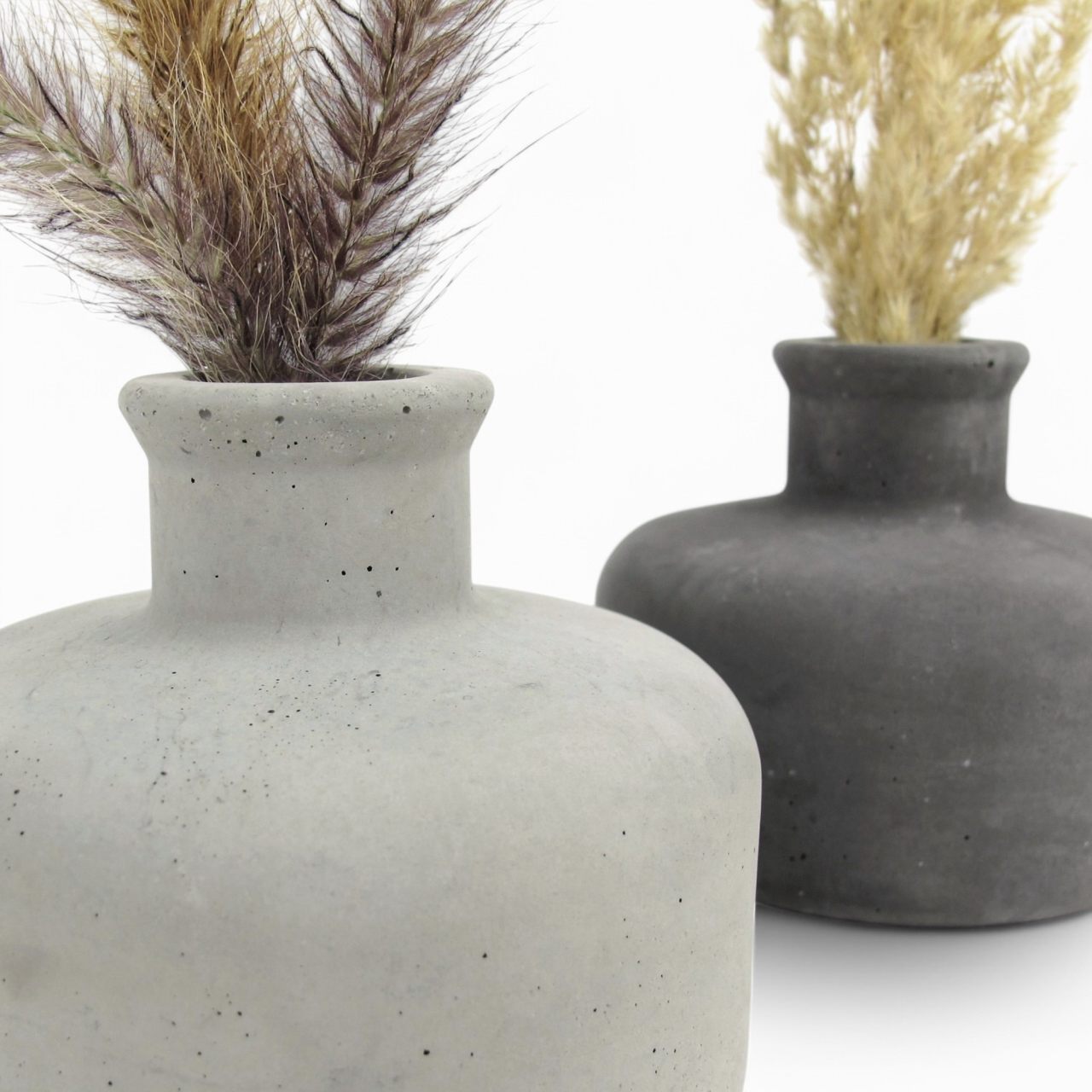 Wadah | Concrete vase