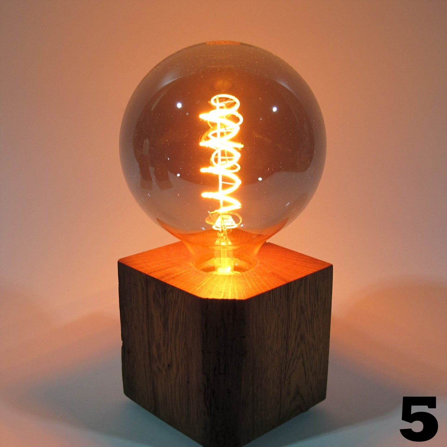 Skumring | Nachttischlampe aus Eichenholz 10x10cm