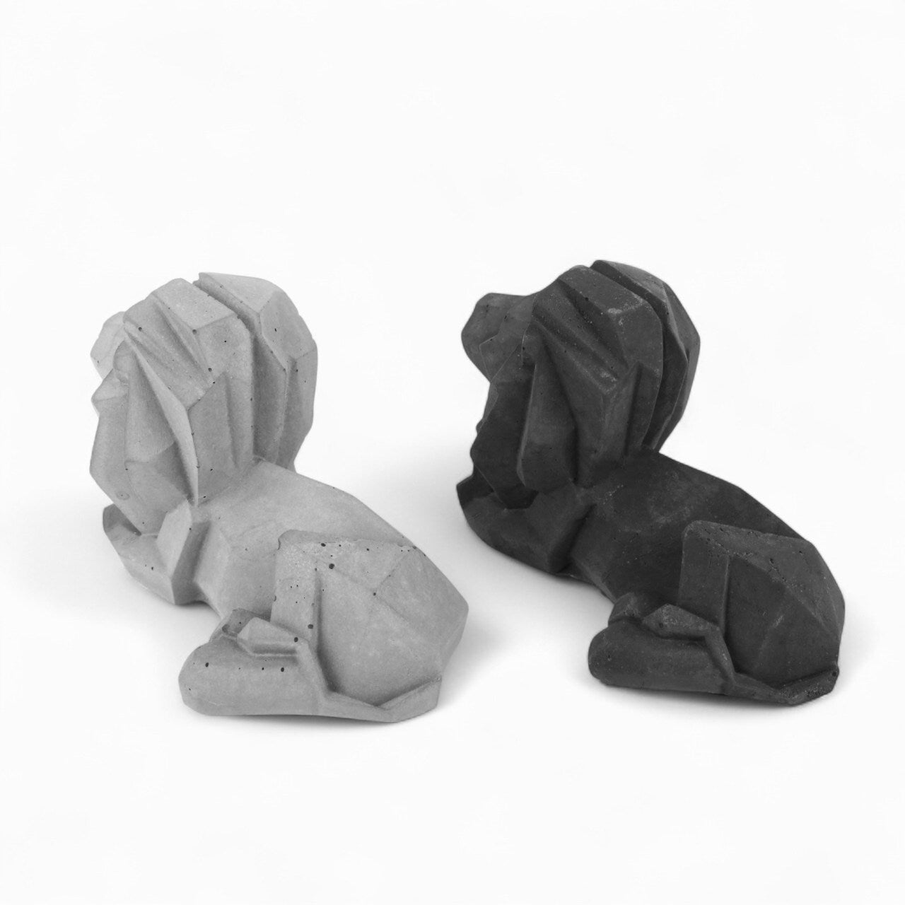 Lejon | Löwe aus Beton