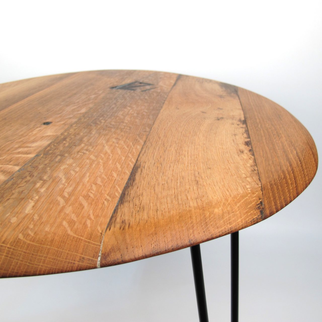 Couchtisch aus altem Whiskyfassdeckel Ø=66cm "Z"