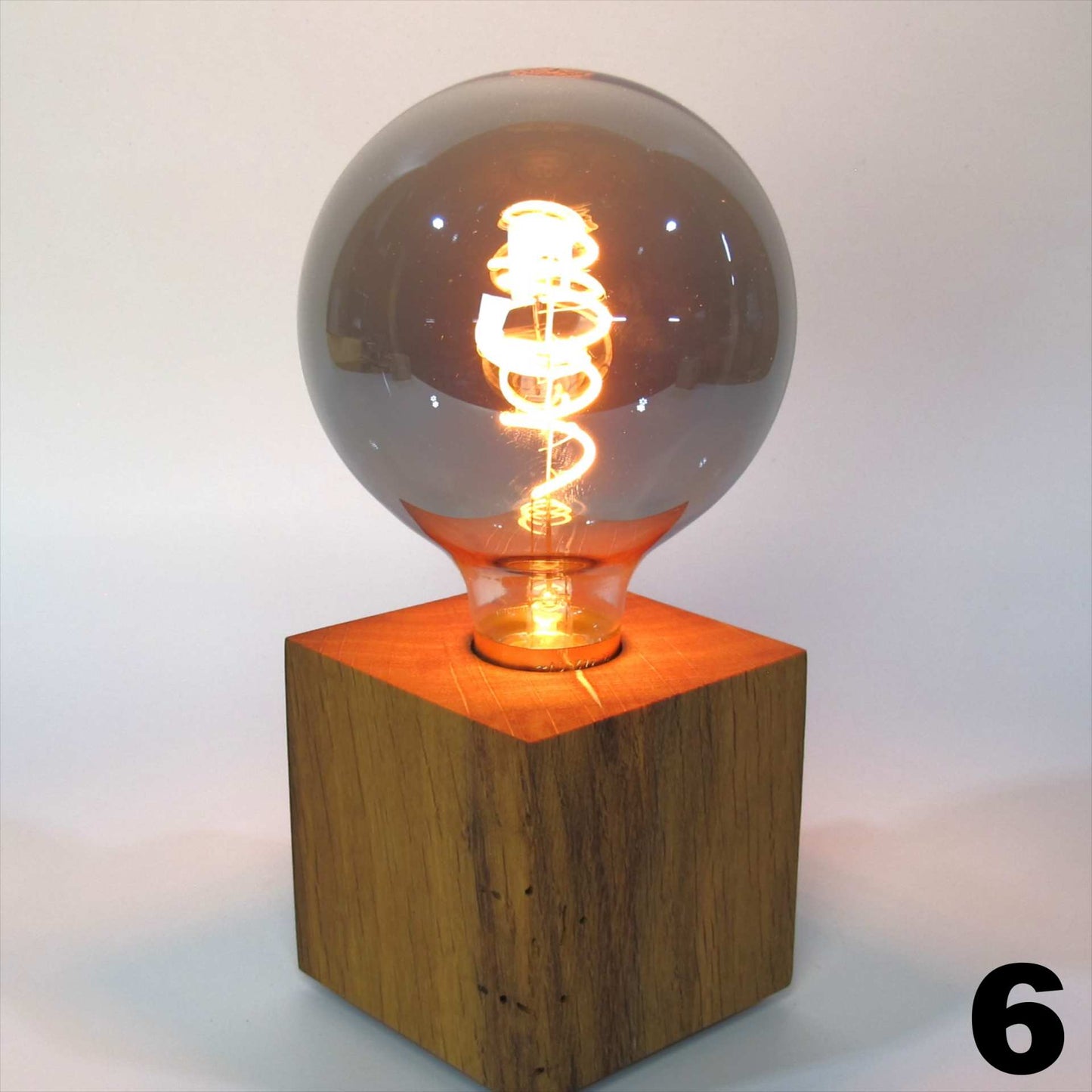 Skumring | Nachttischlampe aus Eichenholz 10x10cm