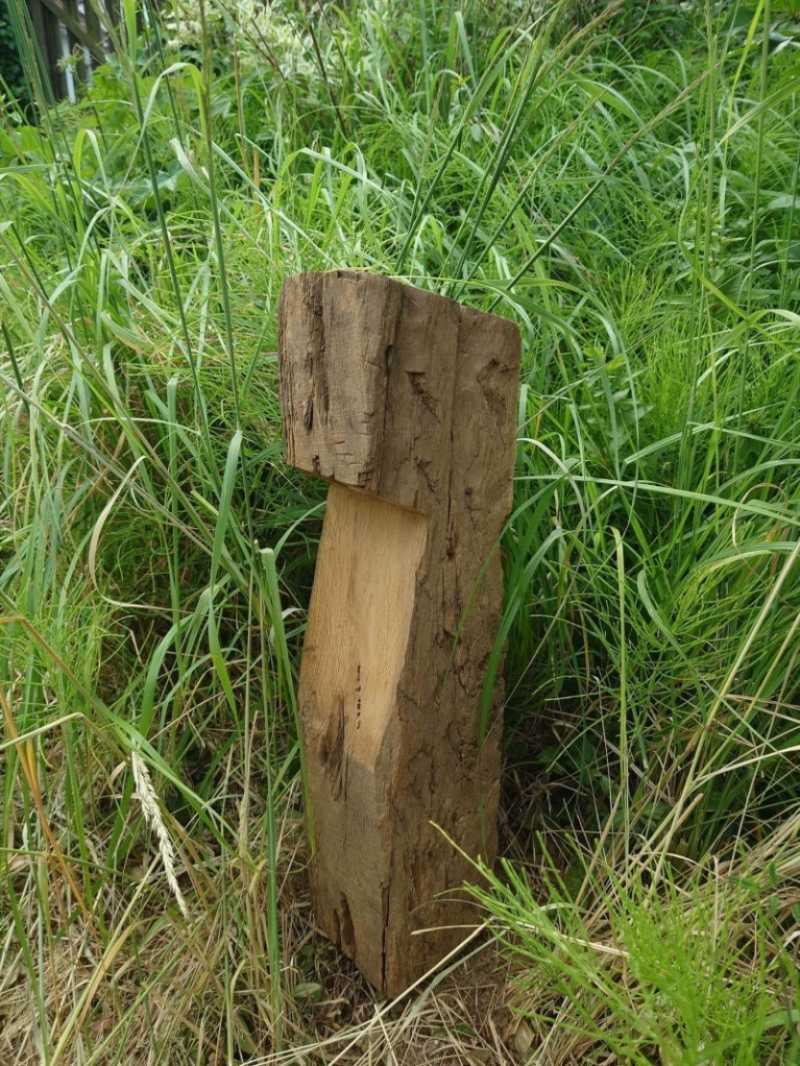 Nüri | Wegeleuchte aus Eiche 65cm