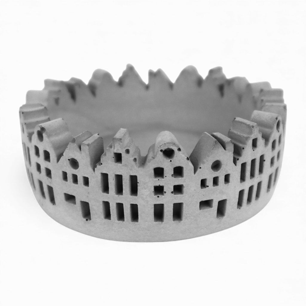 Mesto | Häuserkranz aus Beton