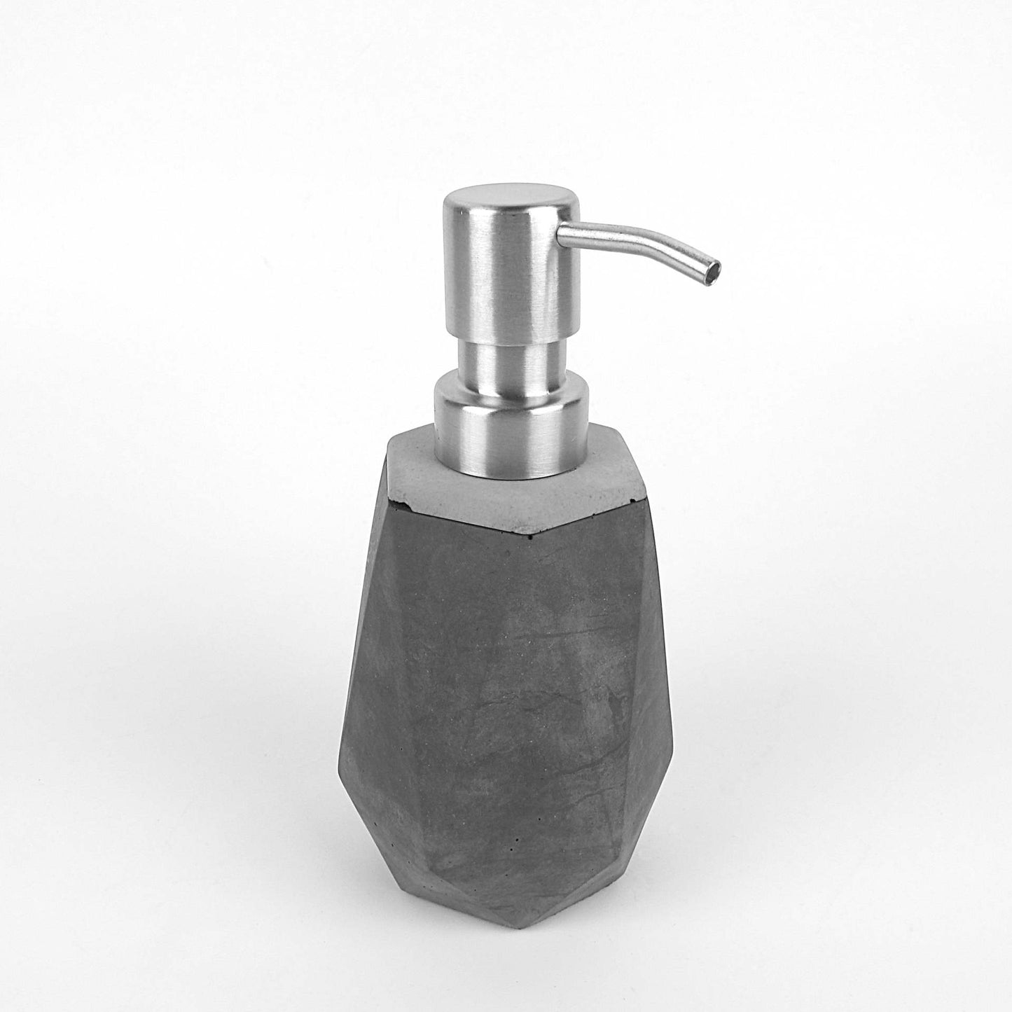 Ziepii | Concrete soap dispenser