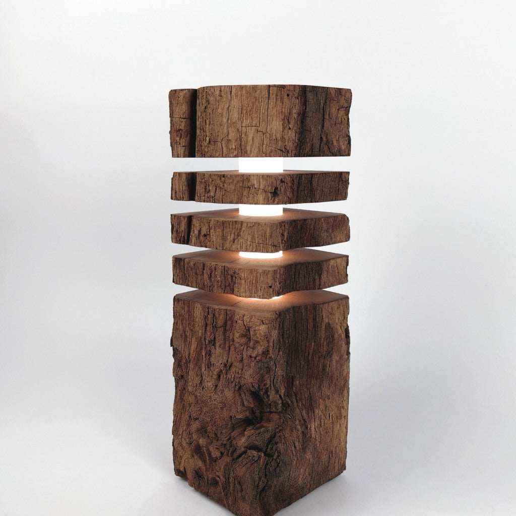 Torn 3 | Designer Stehlampe