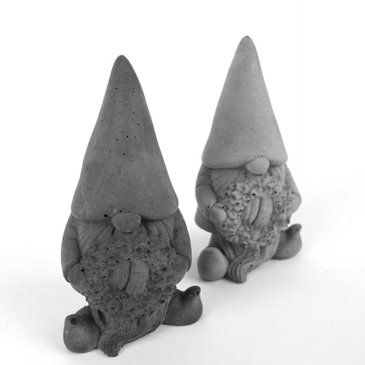 Zipfel | Gnome made of concrete