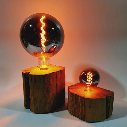 Damba | Table lamp made of pine wood