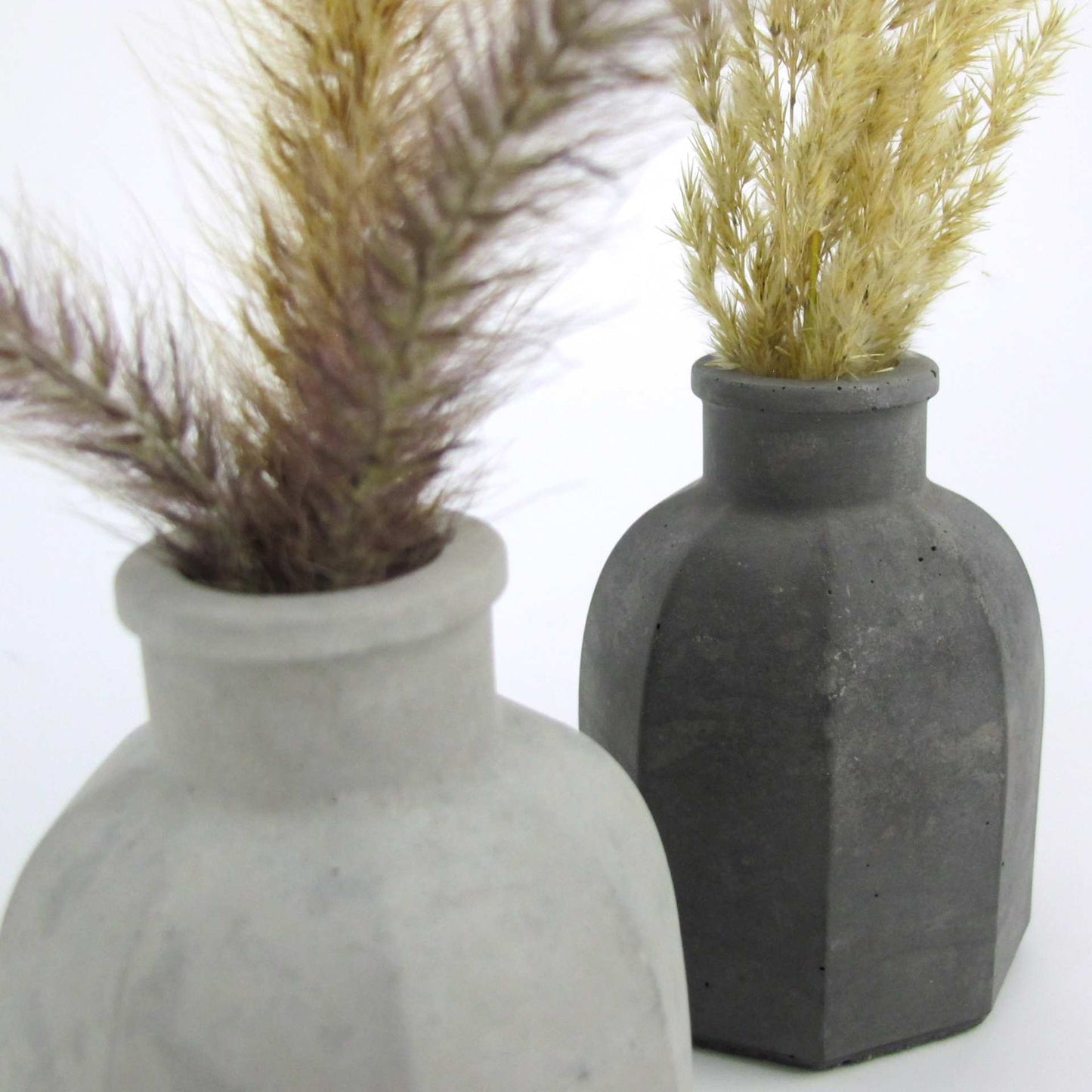 Vase achteckig aus Beton