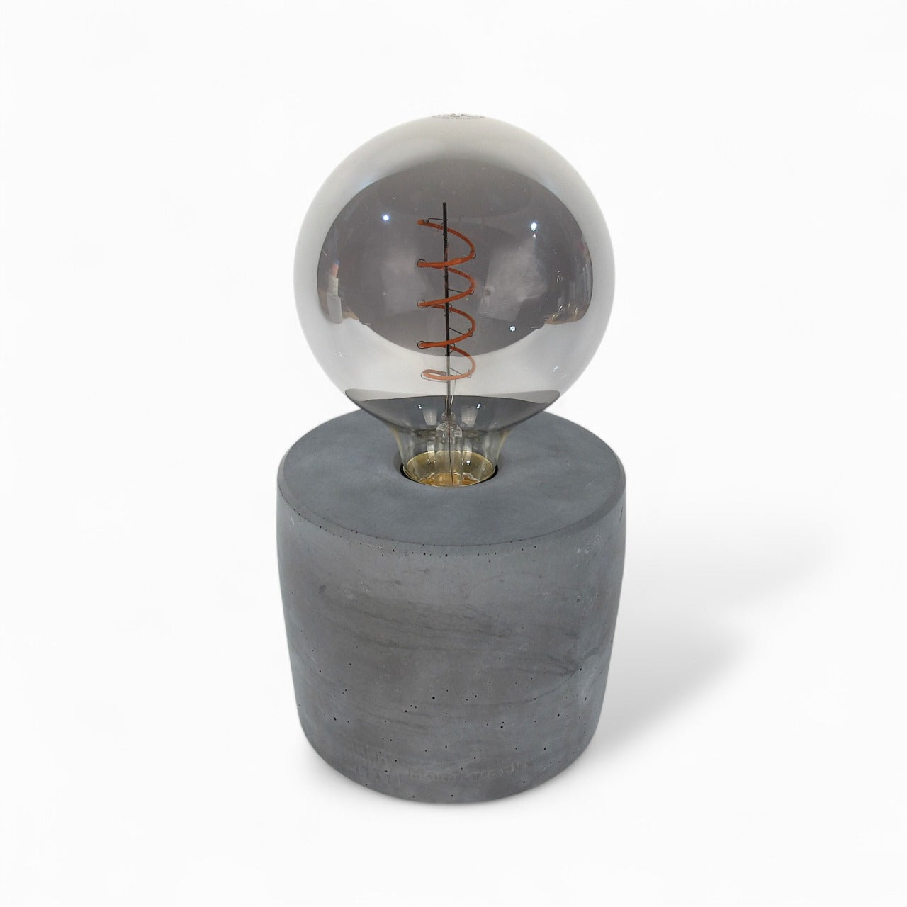 Strokka | Tischlampe Ø=14cm aus Beton