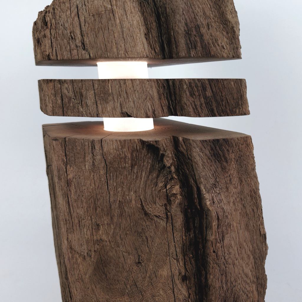 Torn 9 | Designer Stehlampe