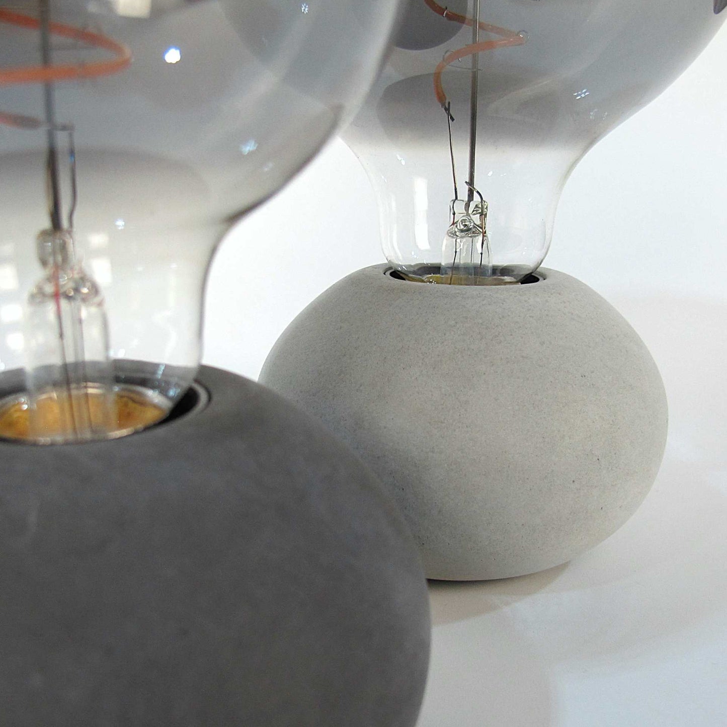 Bubble | Concrete table lamp