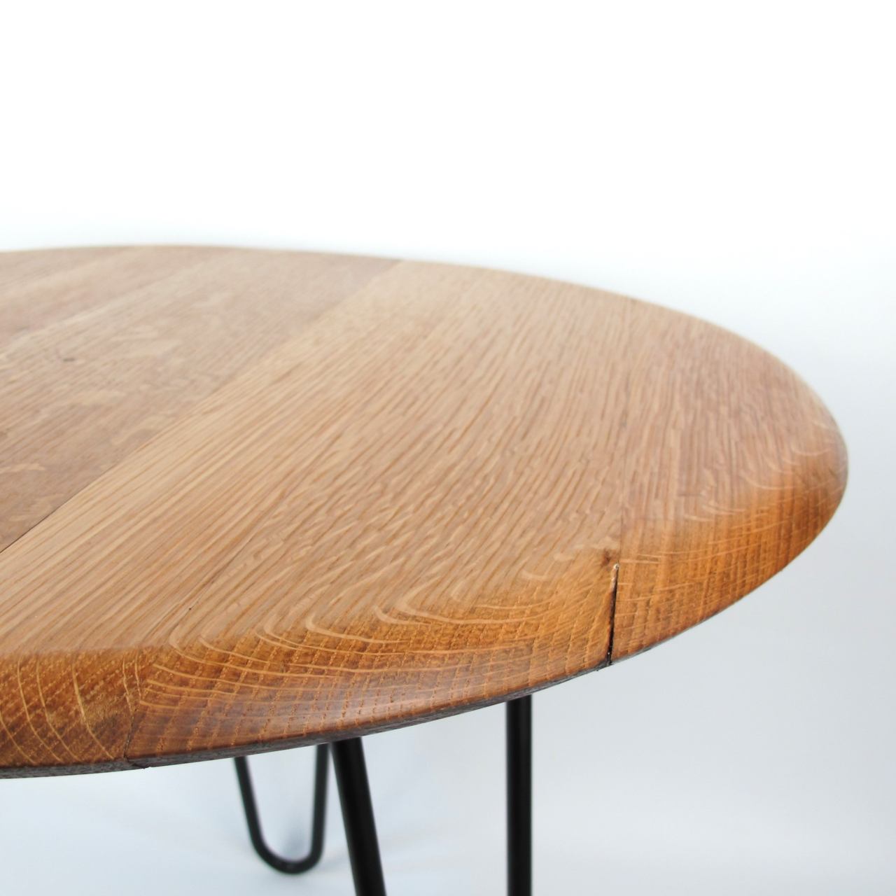 Coffee table made from old wine barrel lid "AM-TP"