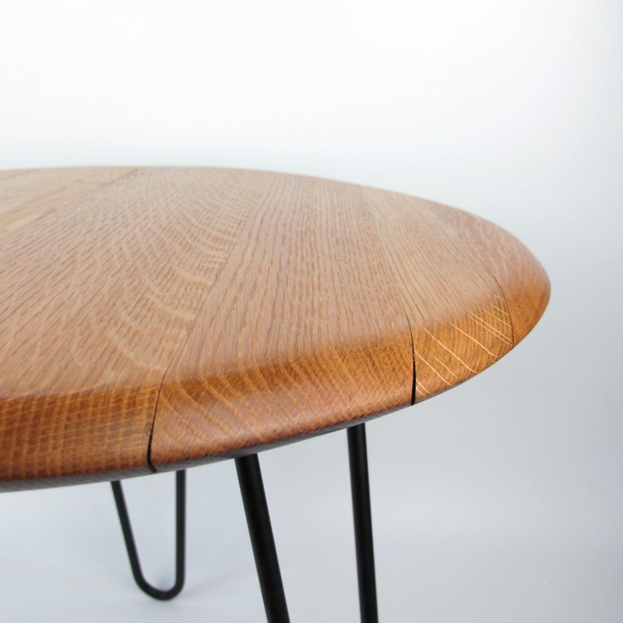 Coffee table made from old wine barrel lid "Tonnellerie Palacoulo JM Gonçalves"